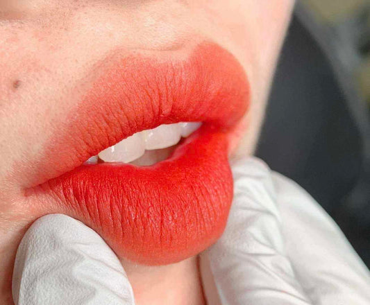 Lip Blushing